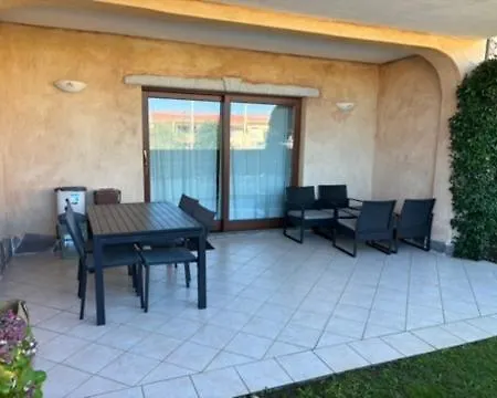 Ampio E Pregevole Bilocale Con Giardino Privato A 200 Mt Dalla *