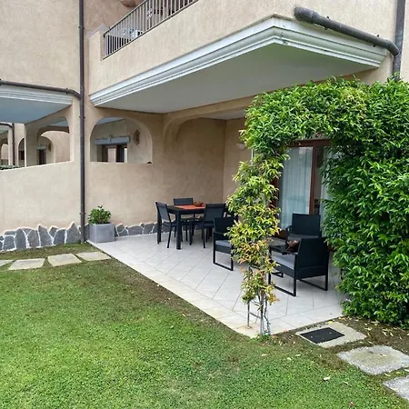 Ampio E Pregevole Bilocale Con Giardino Privato A 200 Mt Dalla *