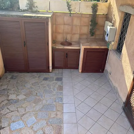 Ampio E Pregevole Bilocale Con Giardino Privato A 200 Mt Dalla *